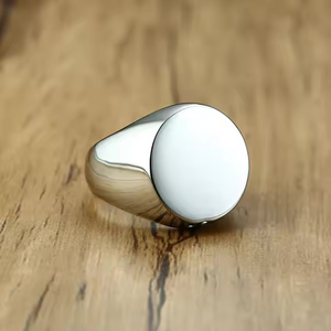 Rounded Urn Ring