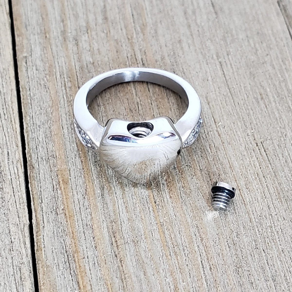 Heart-Glass Urn Ring